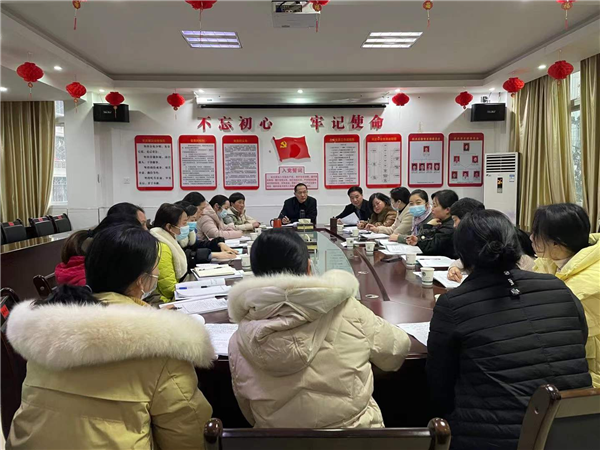 婁底市第二人民醫(yī)院召開護士長座談會.png