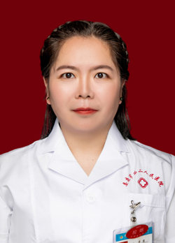 李霞